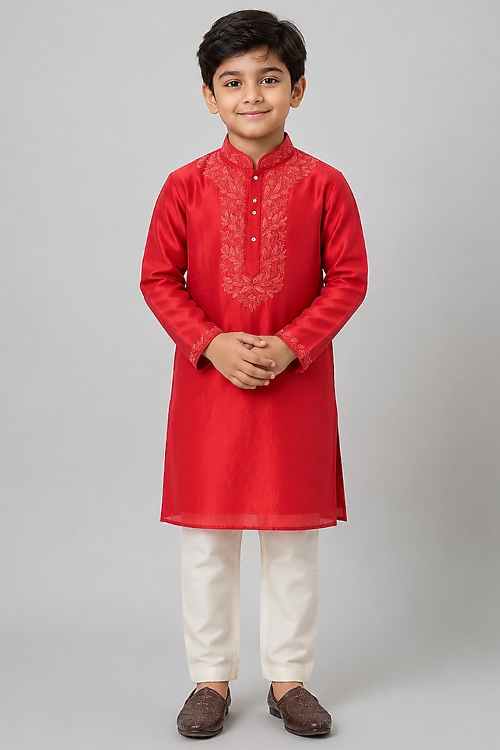 Red Tussar Resham Embroidered Kurta Set For Boys by Sammohan Kids at Pernia's Pop Up Shop