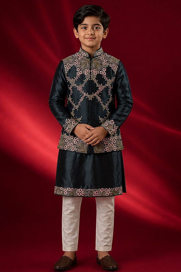 Grey Tussar Resham & Thread Work Bundi Jacket Set For Boys by Sammohan Kids at Pernia's Pop Up Shop