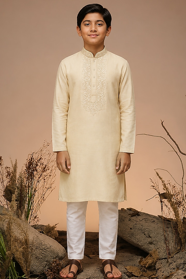 Beige Tussar Thread & Resham Work Kurta Set For Boys by Sammohan Kids at Pernia's Pop Up Shop