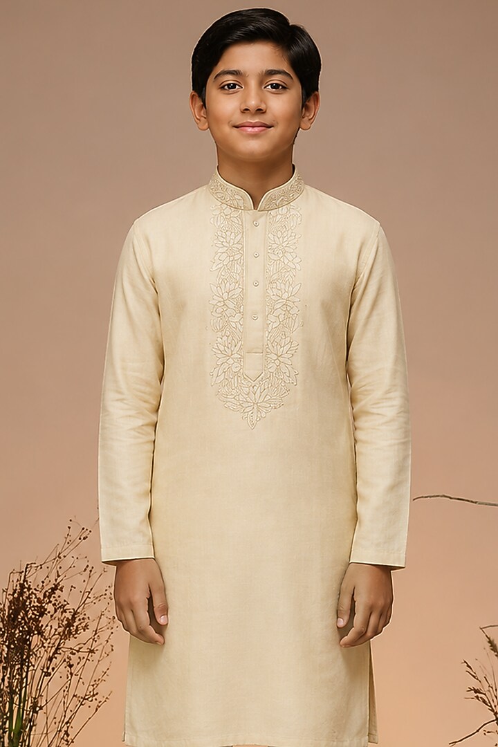 Beige Tussar Thread & Resham Work Kurta Set For Boys by Sammohan Kids at Pernia's Pop Up Shop