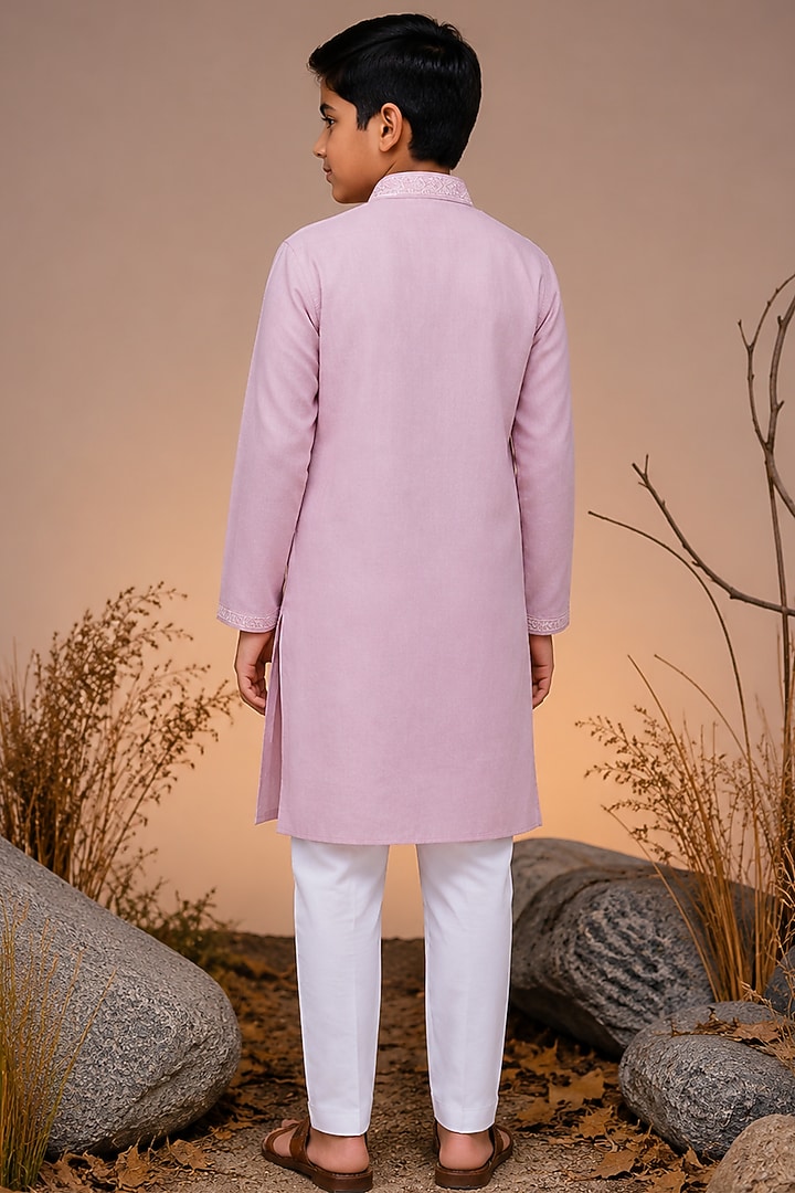 Pink Tussar Thread & Resham Work Kurta Set For Boys by Sammohan Kids at Pernia's Pop Up Shop