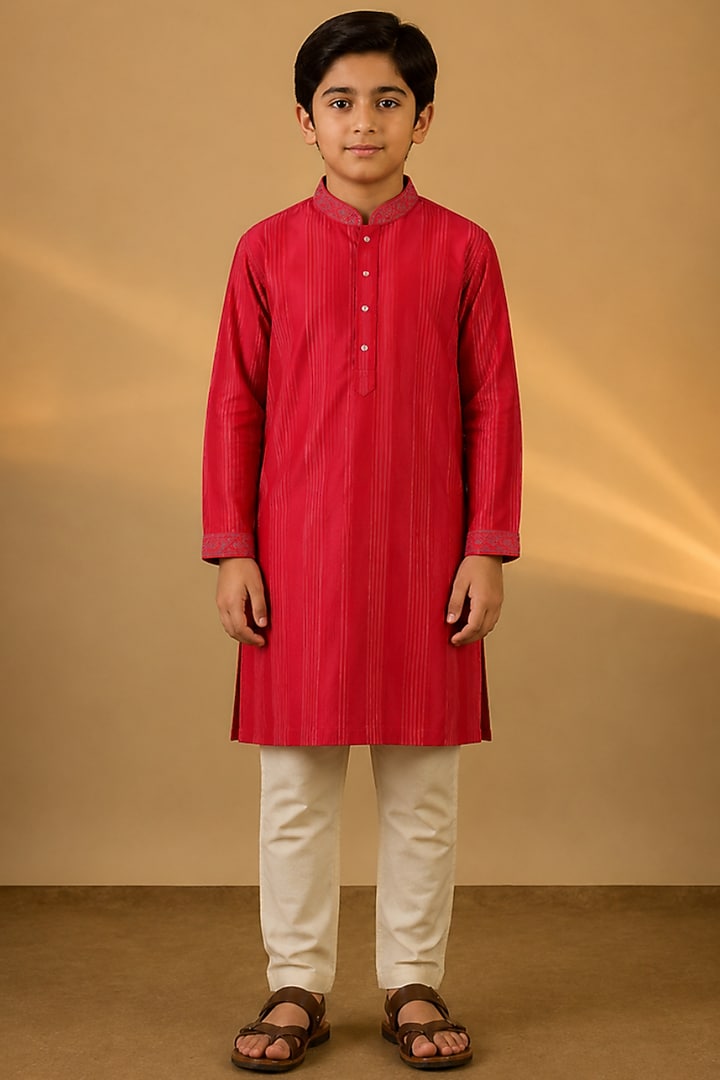 Red Tussar Thread & Resham Work Kurta Set For Boys by Sammohan Kids at Pernia's Pop Up Shop
