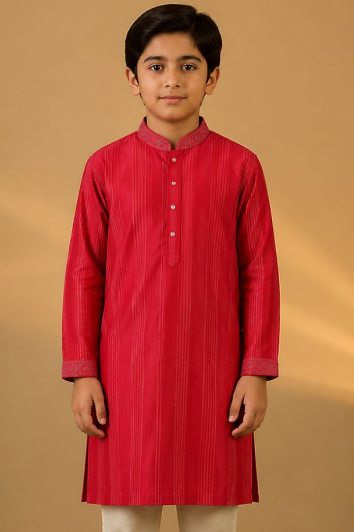 Red Tussar Thread & Resham Work Kurta Set For Boys by Sammohan Kids at Pernia's Pop Up Shop