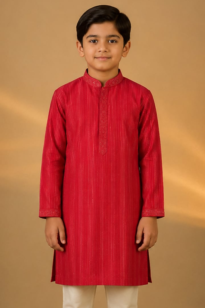 Red Tussar Resham & Thread Embroidered Kurta Set For Boys by Sammohan Kids at Pernia's Pop Up Shop