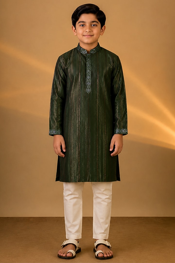 Green Tussar Resham & Thread Embroidered Kurta Set For Boys by Sammohan Kids at Pernia's Pop Up Shop