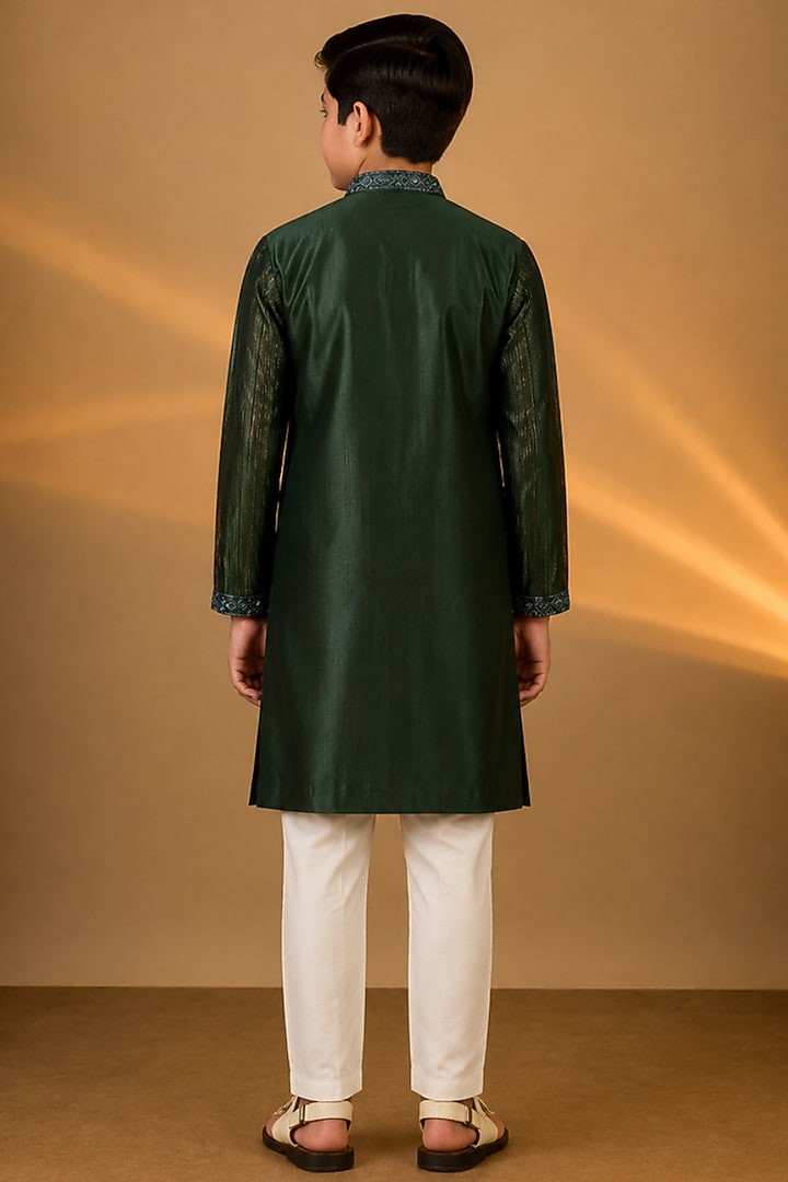 Green Tussar Resham & Thread Embroidered Kurta Set For Boys by Sammohan Kids at Pernia's Pop Up Shop