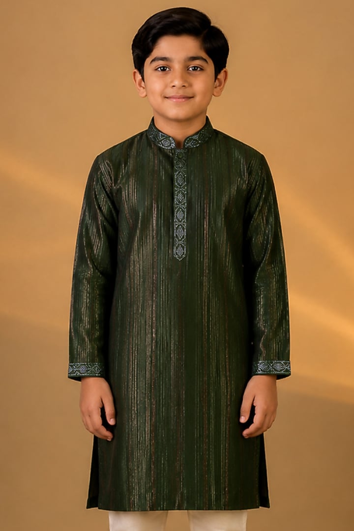 Green Tussar Resham & Thread Embroidered Kurta Set For Boys by Sammohan Kids at Pernia's Pop Up Shop