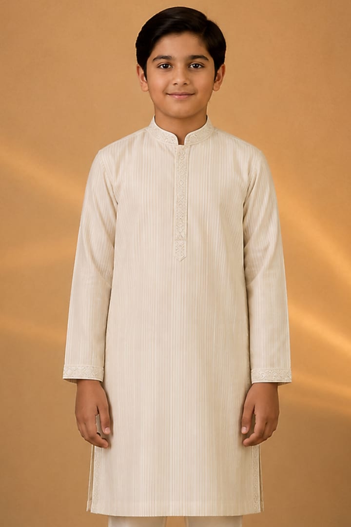 Ivory Tussar Resham & Thread Embroidered Kurta Set For Boys by Sammohan Kids at Pernia's Pop Up Shop