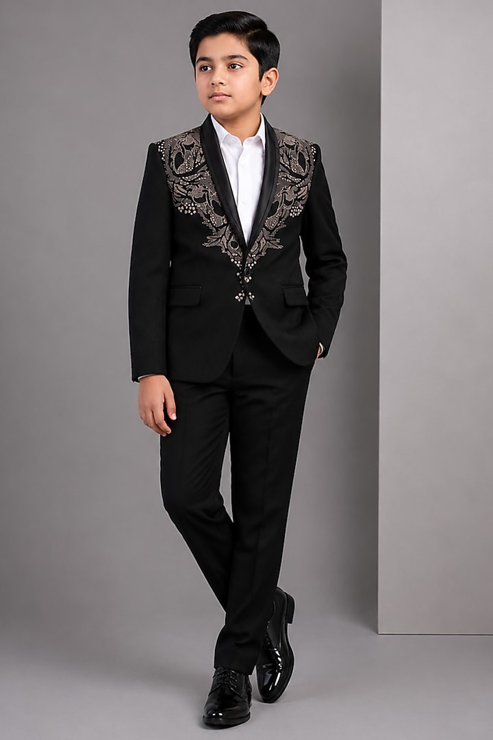 Black Tussar Hand & Machine Embroidered Tuxedo Set For Boys by Sammohan Kids at Pernia's Pop Up Shop