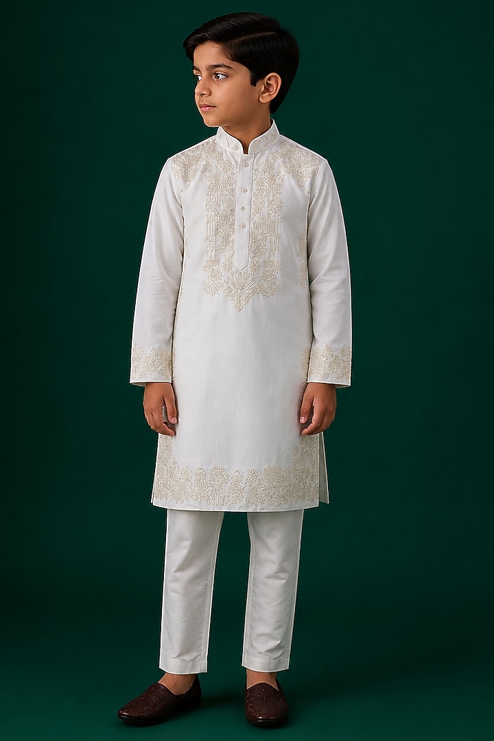 Ivory Tussar Hand & Machine Embroidered Kurta Set For Boys by Sammohan Kids at Pernia's Pop Up Shop