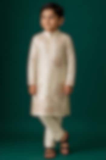 Ivory Tussar Hand & Machine Embroidered Kurta Set For Boys by Sammohan Kids at Pernia's Pop Up Shop