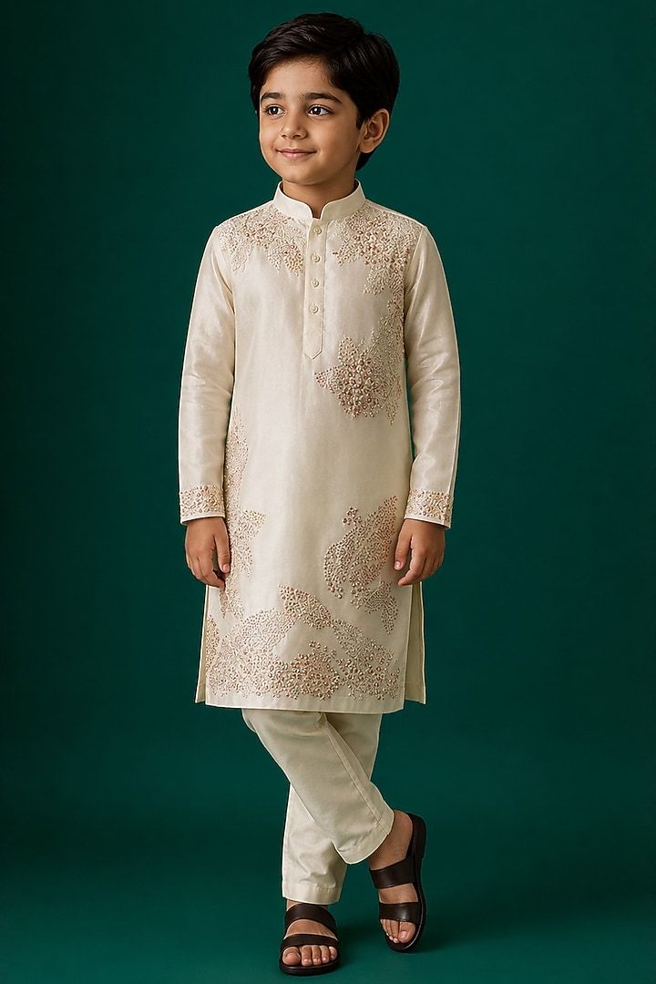 Ivory Tussar Hand & Machine Embroidered Kurta Set For Boys by Sammohan Kids at Pernia's Pop Up Shop