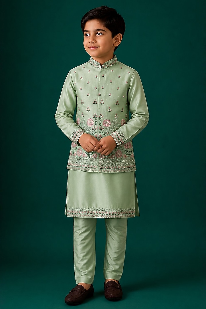 Green Tussar & Raw Silk Embroidered Bundi Jacket Set For Boys by Sammohan Kids at Pernia's Pop Up Shop