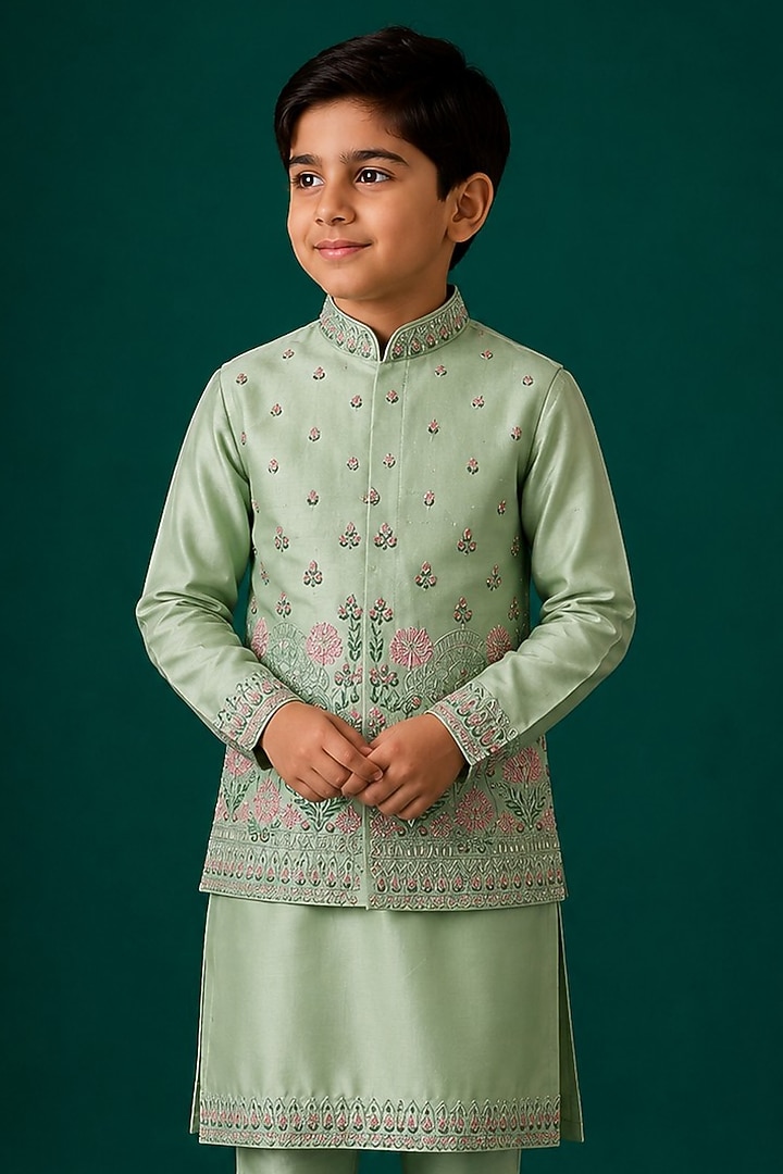 Green Tussar & Raw Silk Embroidered Bundi Jacket Set For Boys by Sammohan Kids at Pernia's Pop Up Shop