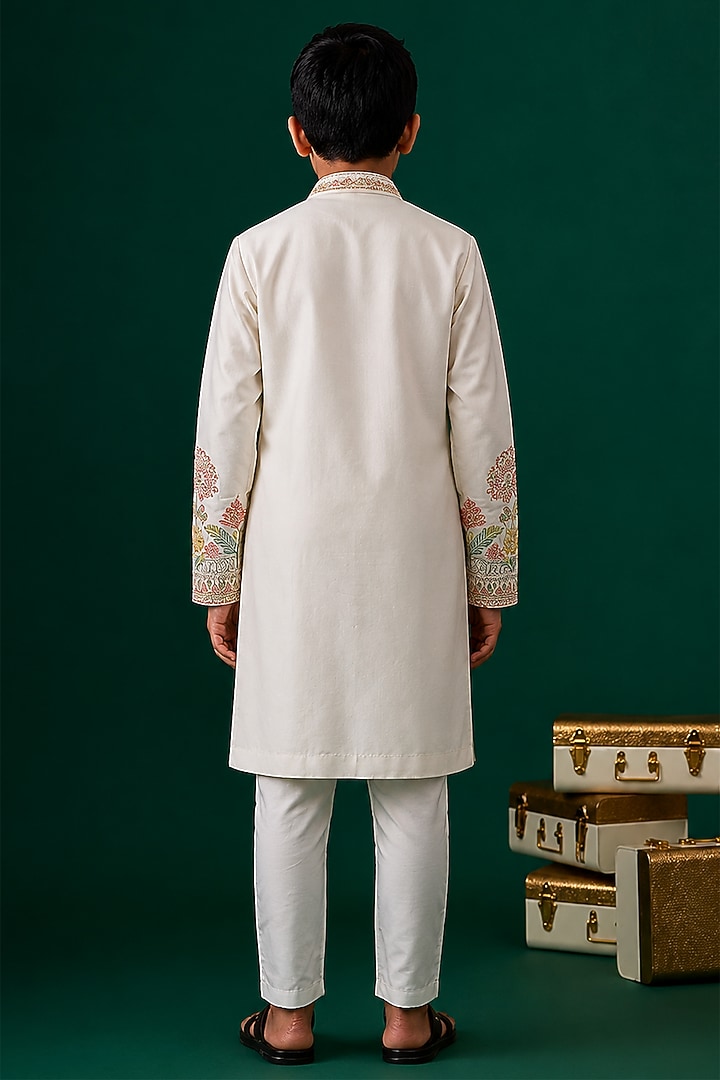 Ivory Tussar Hand & Machine Embroidered Kurta Set For Boys by Sammohan Kids at Pernia's Pop Up Shop