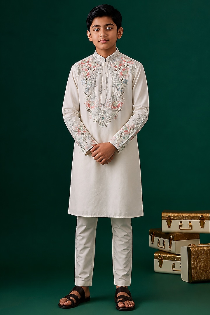 Ivory Tussar Hand & Machine Embroidered Kurta Set For Boys by Sammohan Kids at Pernia's Pop Up Shop
