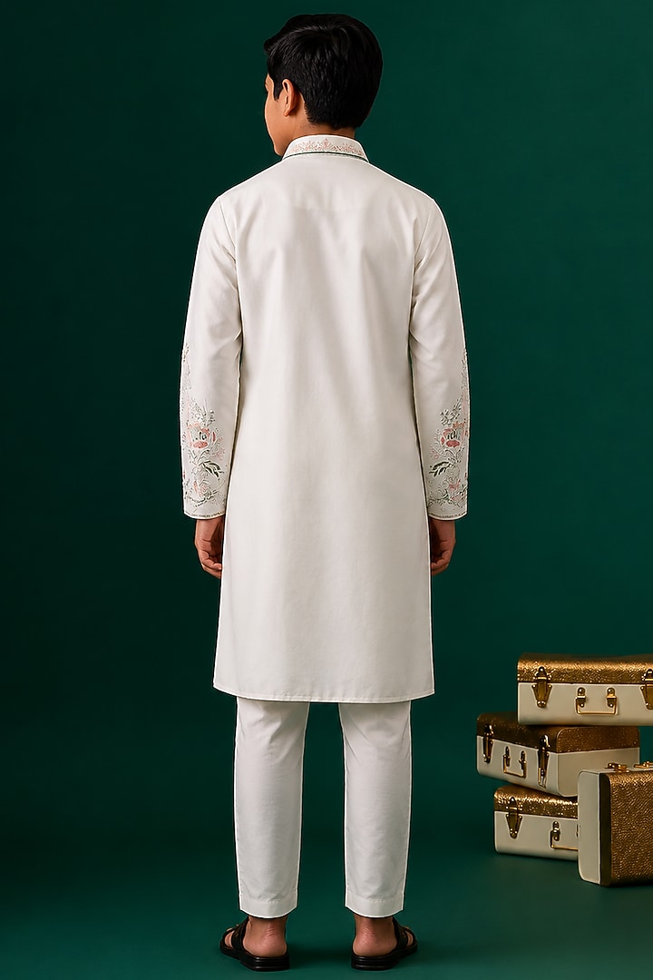 Ivory Tussar Hand & Machine Embroidered Kurta Set For Boys by Sammohan Kids at Pernia's Pop Up Shop