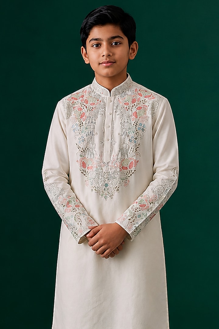 Ivory Tussar Hand & Machine Embroidered Kurta Set For Boys by Sammohan Kids at Pernia's Pop Up Shop
