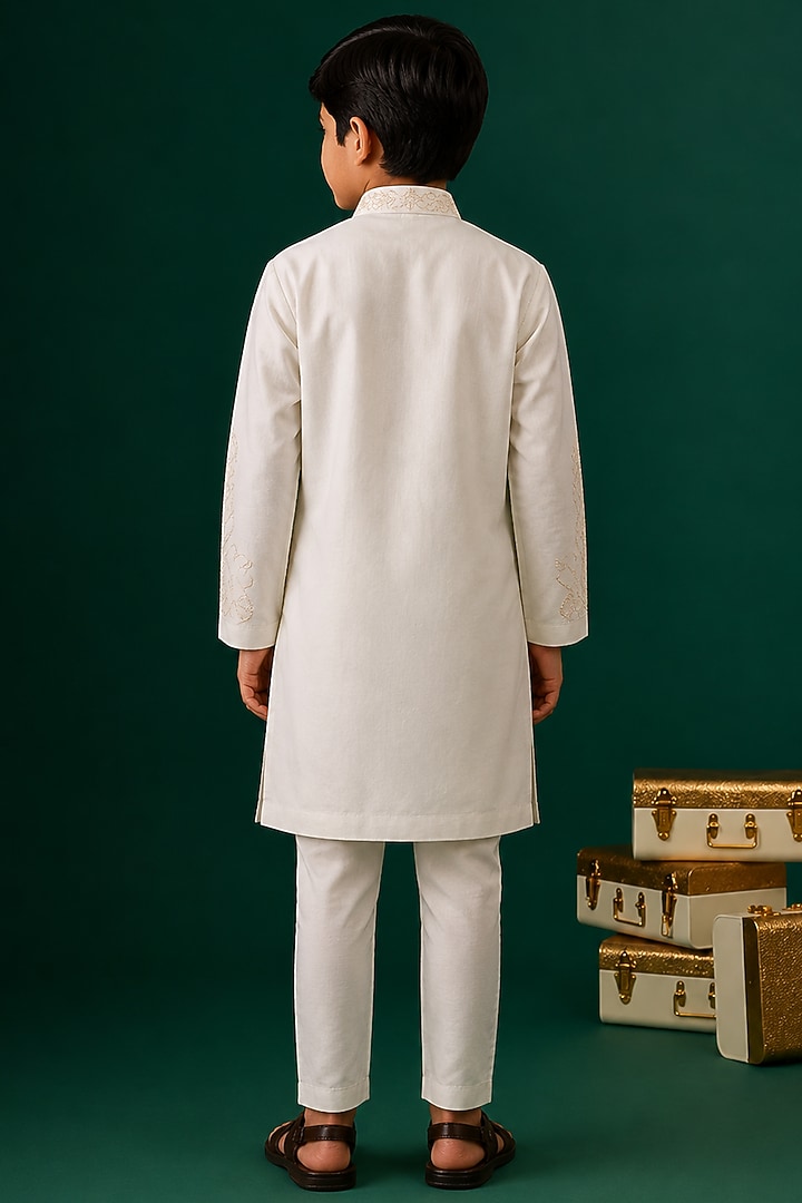 Ivory Tussar Hand & Machine Embroidered Kurta Set For Boys by Sammohan Kids at Pernia's Pop Up Shop