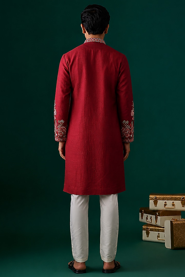 Red Tussar Hand & Machine Embroidered Kurta Set For Boys by Sammohan Kids at Pernia's Pop Up Shop