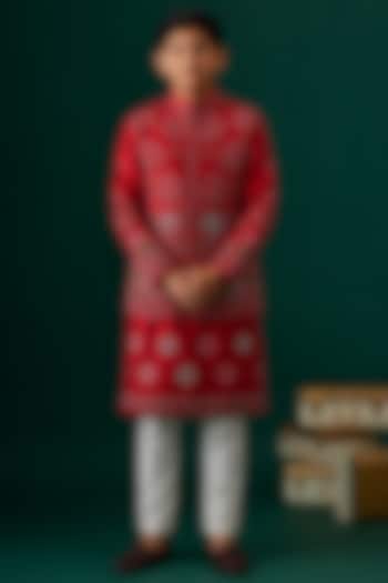 Red Tussar & Raw Silk Embroidered Bundi Jacket Set For Boys by Sammohan Kids at Pernia's Pop Up Shop