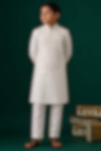 Ivory Tussar Hand & Machine Embroidered Kurta Set For Boys by Sammohan Kids at Pernia's Pop Up Shop