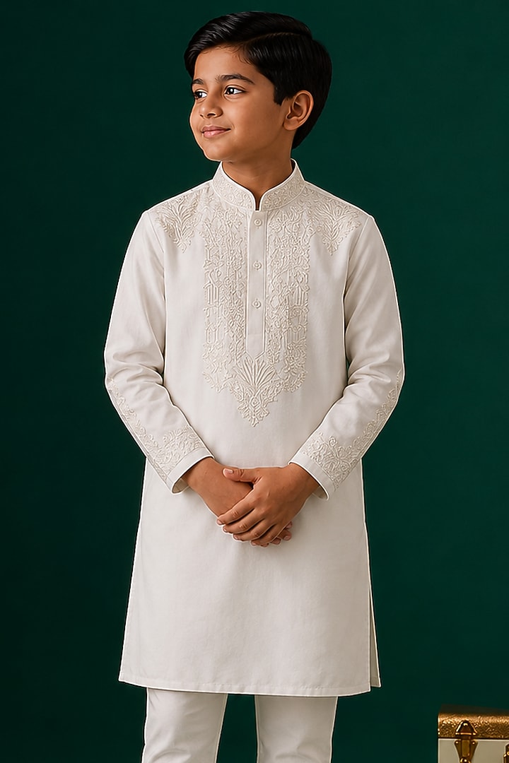 Ivory Tussar Hand & Machine Embroidered Kurta Set For Boys by Sammohan Kids at Pernia's Pop Up Shop