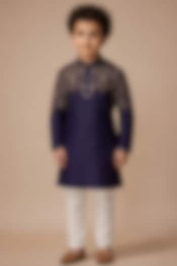 Navy Blue Tussar Thread Work Kurta Set For Boys by Sammohan Kids at Pernia's Pop Up Shop