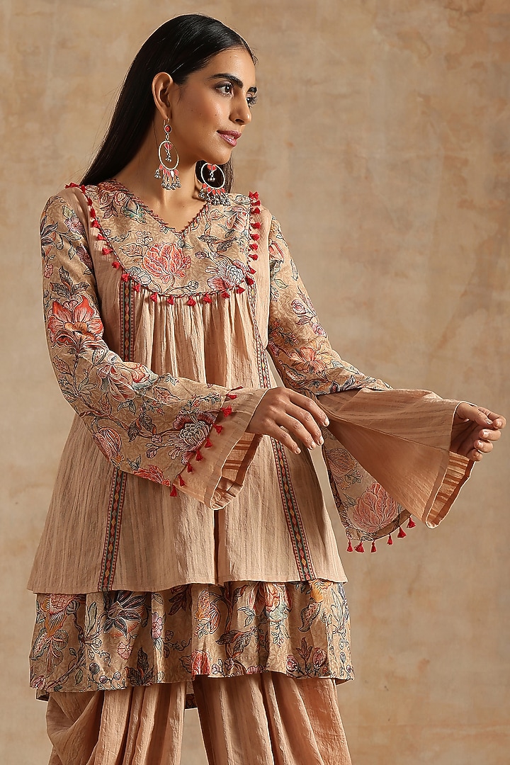 Beige Cotton Dhoti Set by Samvrih at Pernia's Pop Up Shop