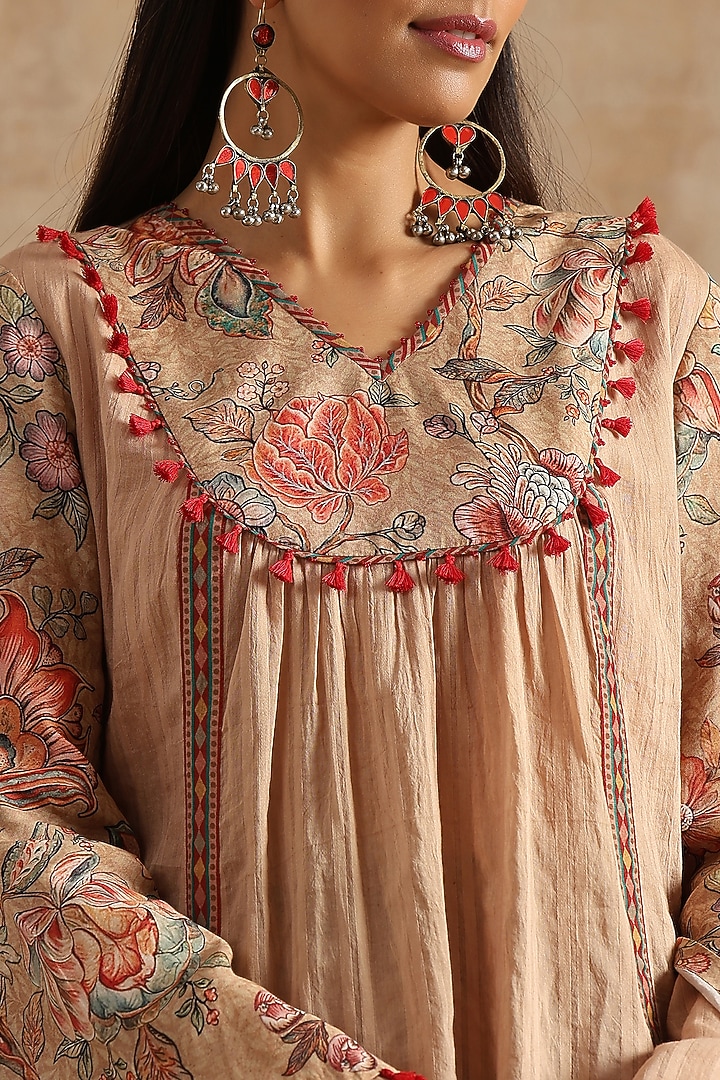 Beige Cotton Dhoti Set by Samvrih at Pernia's Pop Up Shop