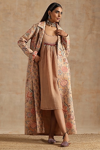 Beige Muslin Jaal Digital Printed Jacket Dress by Samvrih