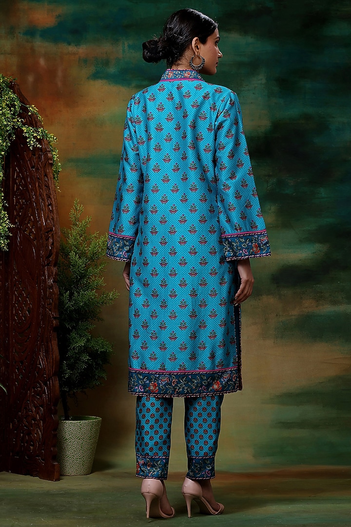 Blue & Pink Chanderi Silk Digital Printed Kurta Set by Samvrih at Pernia's Pop Up Shop
