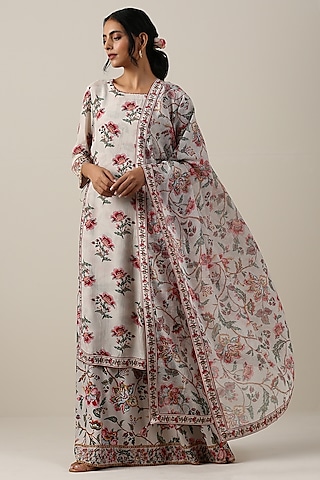 Off-White Cotton Silk Boota Printed Kurta Set by Samvrih