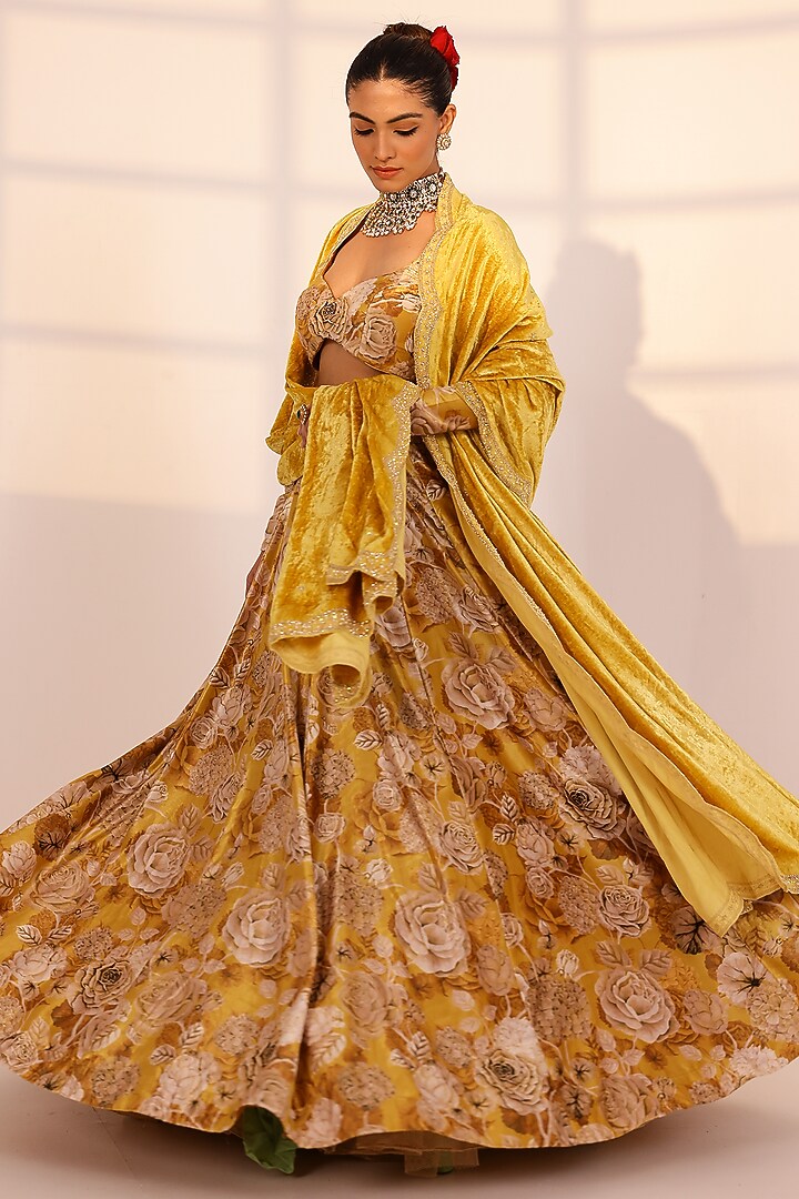 Gold Velvet Floral Kalidar Lehenga Set by SANAM at Pernia's Pop Up Shop