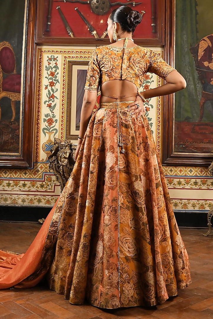 Peach & Gold Tissue Silk Floral Printed Kalidar Lehenga Set by SANAM at  Pernia's Pop Up Shop 2026