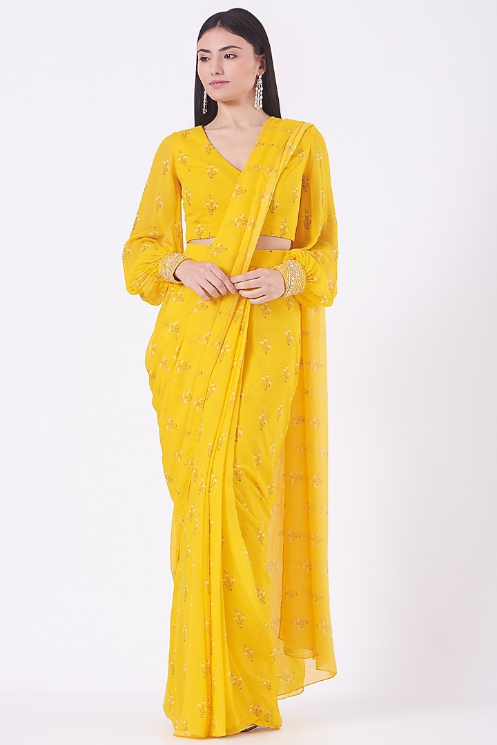 Dandelion Yellow Georgette Lily Printed Jacket Wedding Saree Set by Sana Barreja at Pernia's Pop Up Shop
