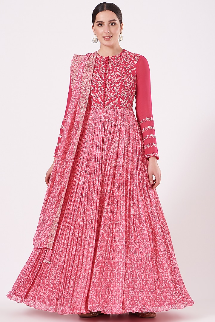 Pink Printed Ruched Wedding Anarkali Set by Sana Barreja at Pernia's Pop Up Shop