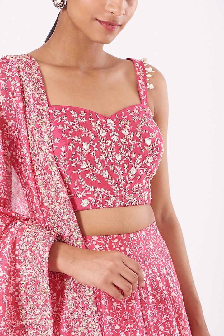 Pink Printed Wedding Lehenga Set by Sana Barreja at Pernia's Pop Up Shop