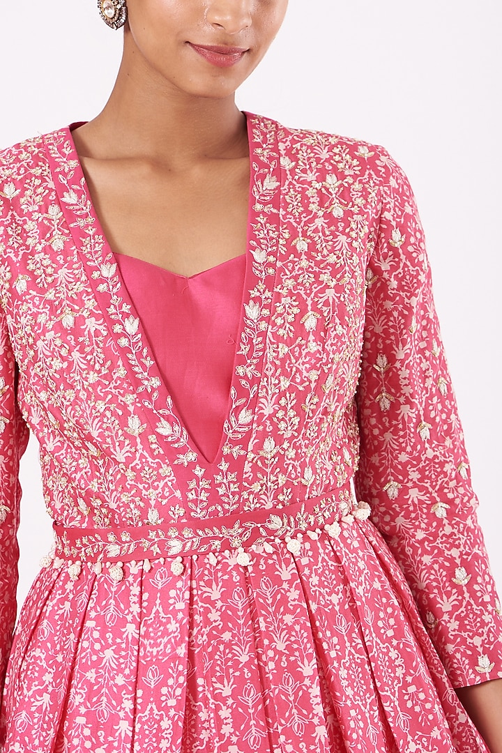 Pink Printed Wedding Lehenga Set In Chanderi Silk by Sana Barreja at Pernia's Pop Up Shop