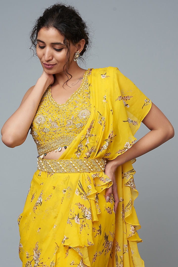 Yellow Georgette Printed Pre-Stitched Wedding Saree Set by Sana Barreja at Pernia's Pop Up Shop