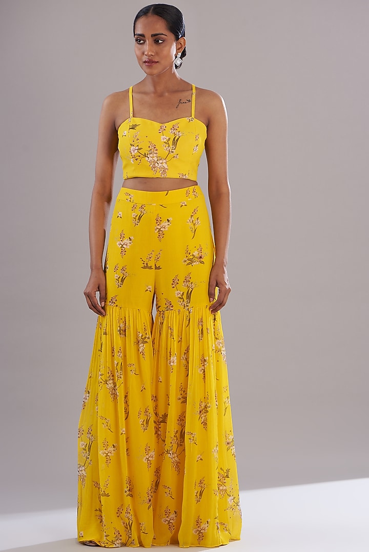 Yellow Chiffon Printed & Embroidered Kaftan Set by Sana Barreja at Pernia's Pop Up Shop