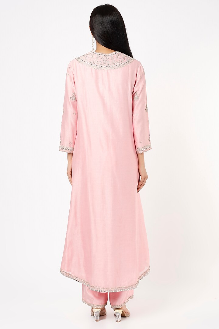 Baby Pink Embroidered Kurta Set by Sana Barreja at Pernia's Pop Up Shop