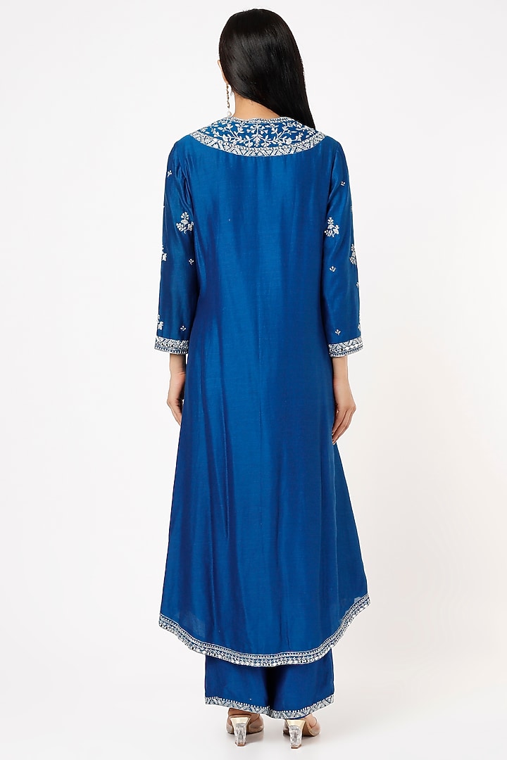 Royal Blue Embroidered Kurta Set by Sana Barreja at Pernia's Pop Up Shop