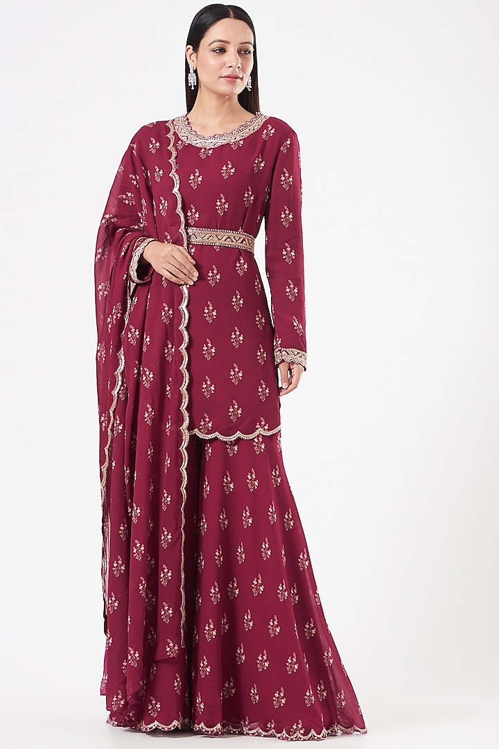 Fuschia Pink Embroidered Kurta Set by Sana Barreja