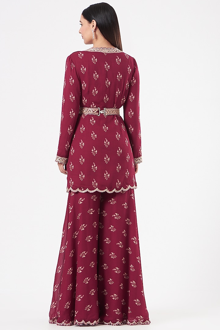 Fuschia Pink Embroidered Kurta Set by Sana Barreja at Pernia's Pop Up Shop