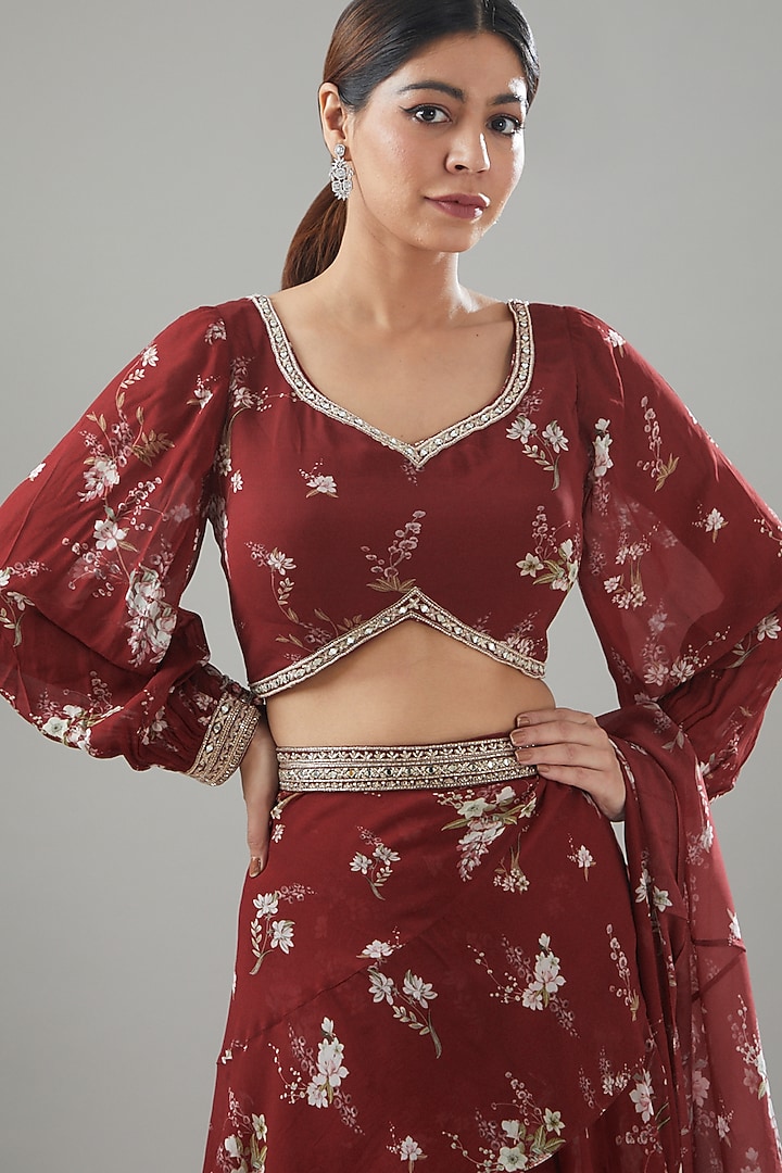 Red Georgette Magnolia Printed Wedding Saree Set by Sana Barreja at Pernia's Pop Up Shop