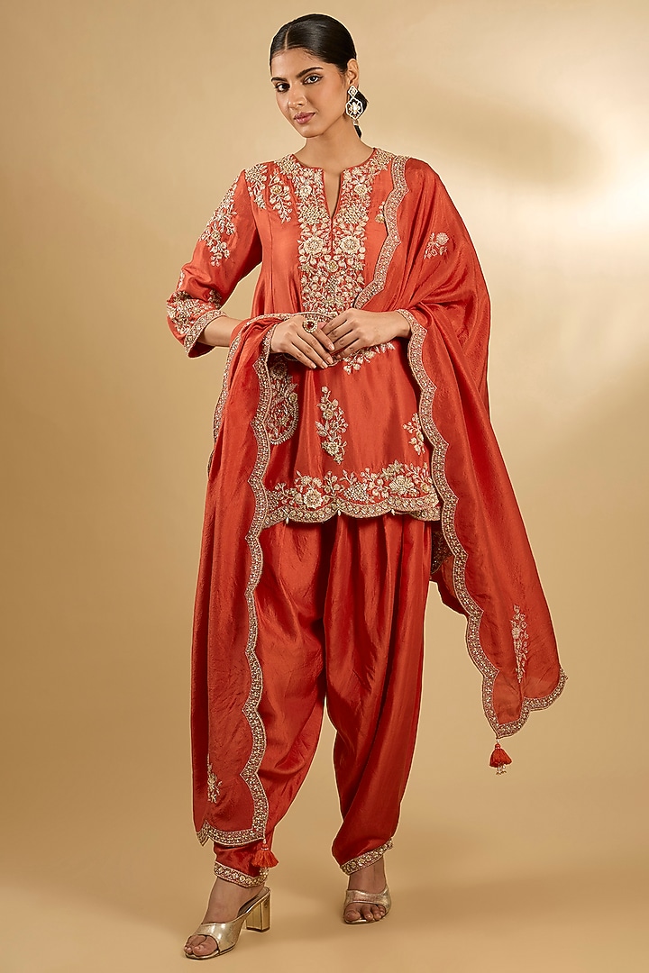 Coral Pure Dupion Silk Hand Embroidered Kurta Set by Sana Barreja at Pernia's Pop Up Shop