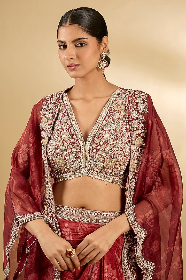 Red Pure Silk Organza Floral Printed Cape Set by Sana Barreja at Pernia's Pop Up Shop