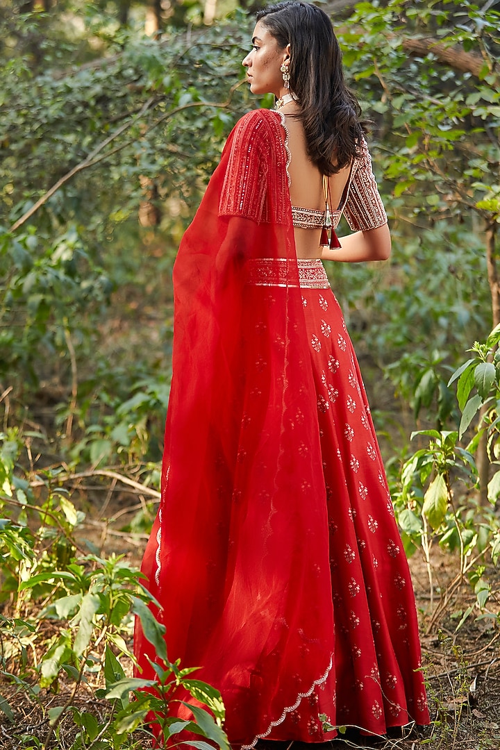 Red Hand Embroidered Wedding Lehenga Set by Sana Barreja at Pernia's Pop Up Shop