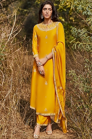 Yellow Hand Embroidered Kurta Set by Sana Barreja